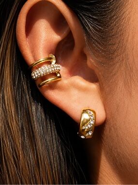 New Gold Plated Crystal Ear Cuff Set ✨